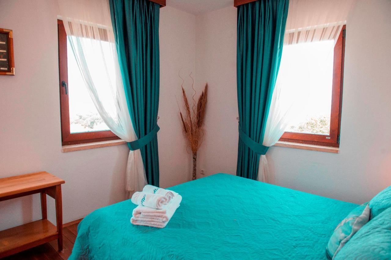 Alesta Hotel Bozcaada Esterno foto